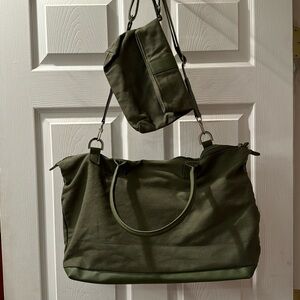 Canvas tote and wristlet bundle